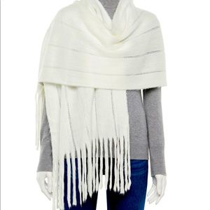 LC Lauren Conrad Muffle Scarf